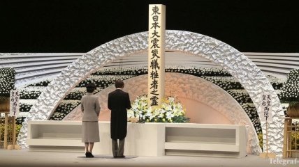 В Японии почтили память жертв цунами: трогательные фото