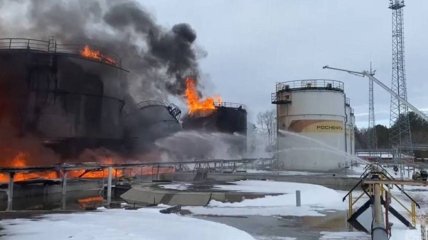 Пожежа на нафтобазі у Клинцях