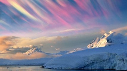 Над Антарктидой заметили загадочное атмосферное явление