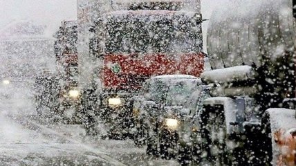 Синоптики обещают полметра снега: водителей просят воздержаться от поездок
