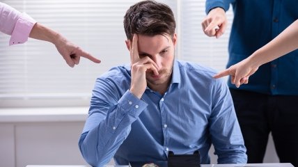 Терпіти знущання на робочому місці не варто