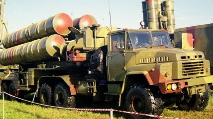 В Крым доставлены 4 батареи ЗРК С-300