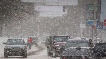 ГАИ предупреждает о снеге и метелях 