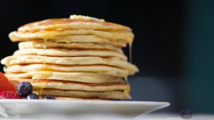 Панкейки на молоке (видео)