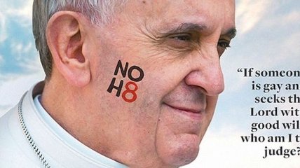 Журнал Advocate назвал "Человеком года" Папу Франциска