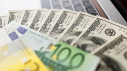 Доллар и евро пошли в рост: курс валют в Украине на 18 марта 