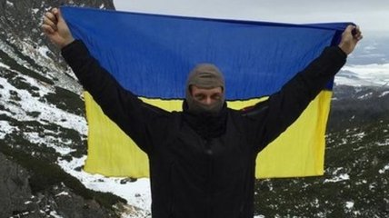 Теннисист Сергей Стаховский поздравил всех украинцев с днем ВСУ