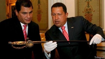 Уго Чавес посмертно получил копию знаменитой шпаги Боливара