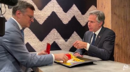 Дмитрий Кулеба и Энтони Блинкен в McDonald's