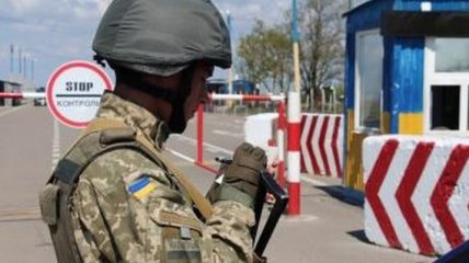 КП "Марьинка" временно закрыли из-за обстрелов боевиков