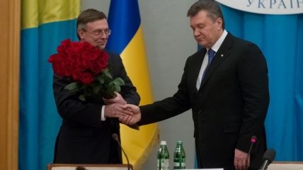 Политолог: Кожара будет готовить Европу к переизбранию Януковича