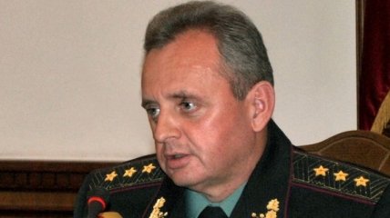 Муженко приказал упростить комплектование военных частей контрактниками