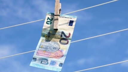 В ЕС пришли к соглашению по борьбе с отмыванием денег