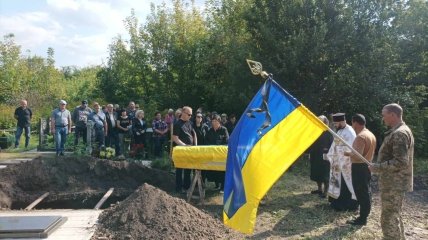 Во время похорон героя россияне обстреляли село
