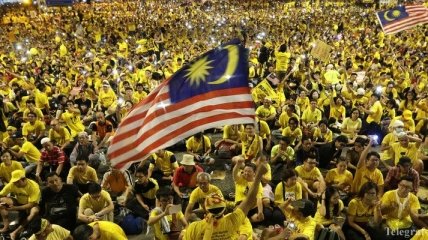 В Куала-Лумпур завершилась многотысячная антиправительственная акция