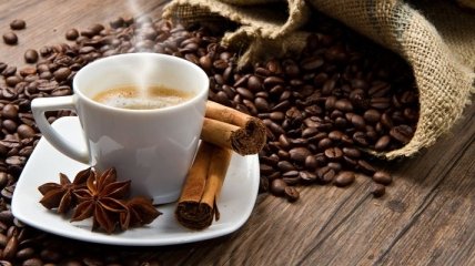 Узнай, почему цвет чашки влияет на вкус кофе
