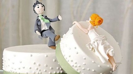 Торт теперь украшает не только свадьбу, но и развод (Фото)