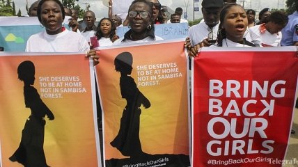 США помогут Нигерии освободить похищенных школьниц  