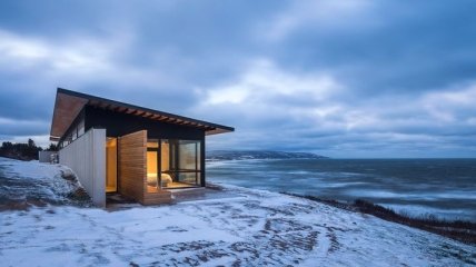 Шикарный домик на берегу океана в Канаде (Фото)