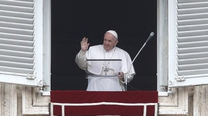 Бог не может благословить грех: Папа Римский поставил точку в спорах католиков об однополых браках