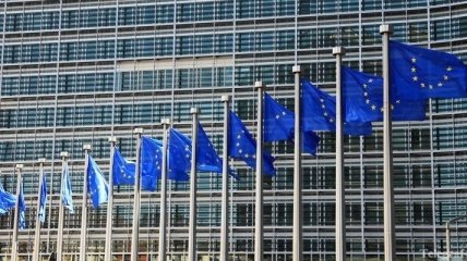 Евросоюз продлил на год санкции против режима в Сирии