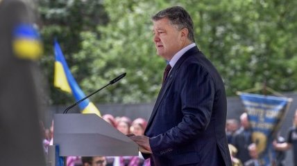 Порошенко: Украина делает все, чтобы вернуть из РФ украинских политзаключенных