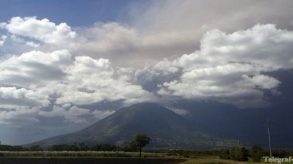 В Сальвадоре объявлена тревога в связи с извержением вулкана