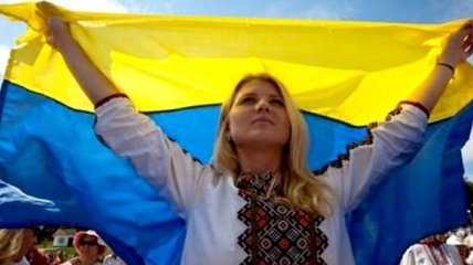 Каждый третий украинец хочет выехать из страны
