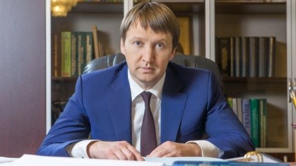 Премьер прокомментировал отставку Кутового