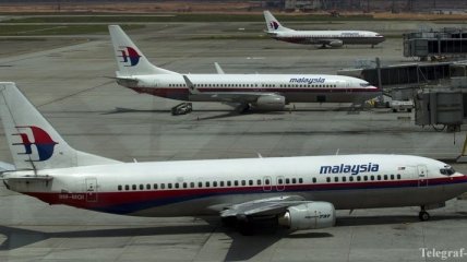 Самолет "Малазийских авиалиний" совершил аварийную посадку в Гонконге 