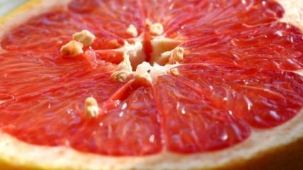 Ученые: цитрусовые фрукты могут вызывать рак кожи 