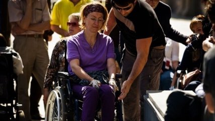 Медики из США вернули парализованным подвижность ног без операции