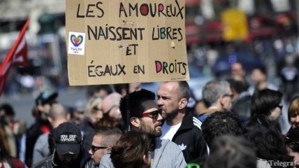 Олланд: Легализация однополых браков - важный исторический этап