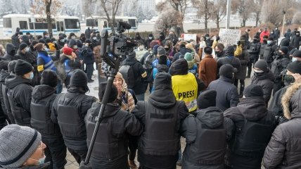 Протесты в казахском Актау переросли в стычки