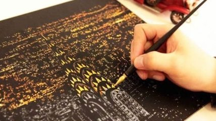 Раскраска для взрослых, в которой вы сами осветите города (Фото)