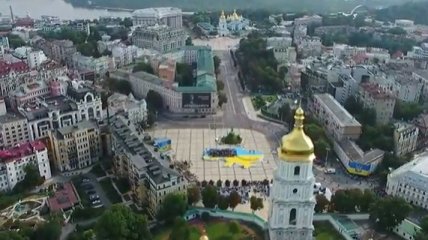 Как празднуют День Независимости Украины: онлайн-трансляция из центра Киева (Видео)