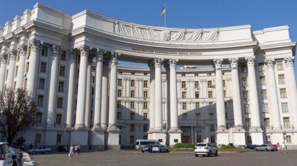 МИД дал рекомендации украинцам по поводу коронавируса