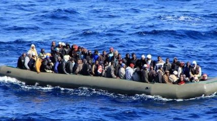 Испанские спасатели перехватили 466 мигрантов