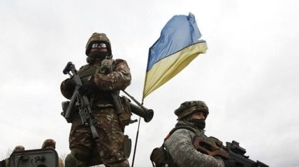 Позиции ВСУ окружили снайперы и диверсанты: разведчики рассказали об обострении на Донбассе