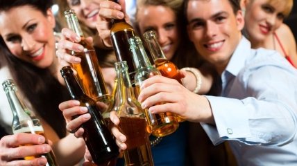 Как ваш организм предупреждает об алкоголизме 