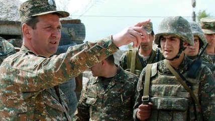 Азербайджан похвастался видео удара по колонне с «министром обороны» Нагорного Карабаха