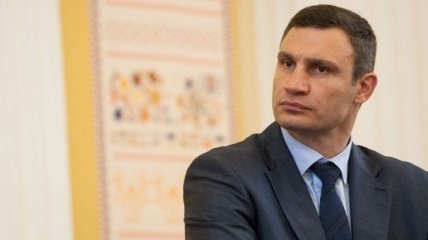 Мэр Киева поручил отремонтировать сети наружного освещения