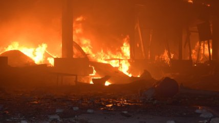 Пожежа після обстрілу росією міста (архівне фото)