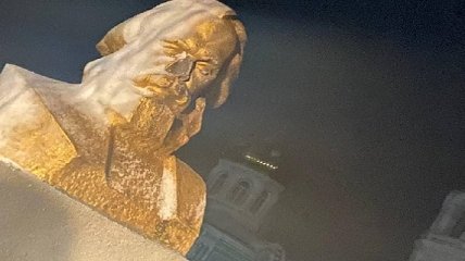 Под Одессой решили судьбу последнего из известных памятников Ленину (фото)