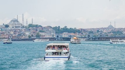 Турция планирует открыть туристический сезон в конце лета 