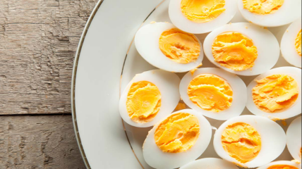 Які вітаміни ховають в собі яйця?