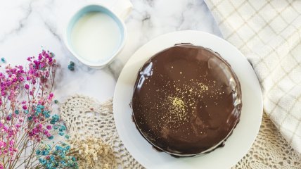 Найсмачніший десерт із шоколадною глазур’ю