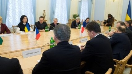 Сыроед провела встречу с главами МИД стран Вышеградской группы