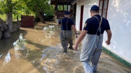 Наводнение на западе Украины: Прокуратура открыла ряд производств