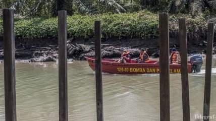 В Малайзии более 60 людей пропали без вести при крушении судна